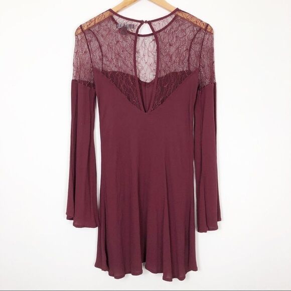 🏝Kendall & Kylie | Burgundy Lace Dress - Picture 2 of 7